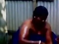 Bhabhi Taking Open Shower - Movies. video2porn2